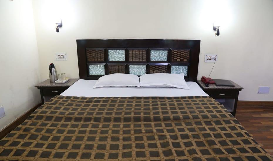 Hotel Jessica Манали Экстерьер фото