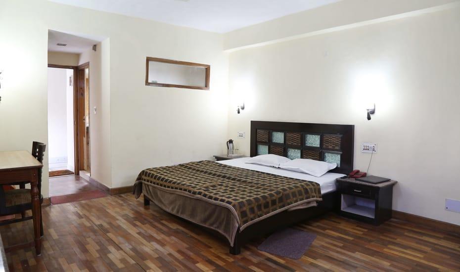 Hotel Jessica Манали Экстерьер фото